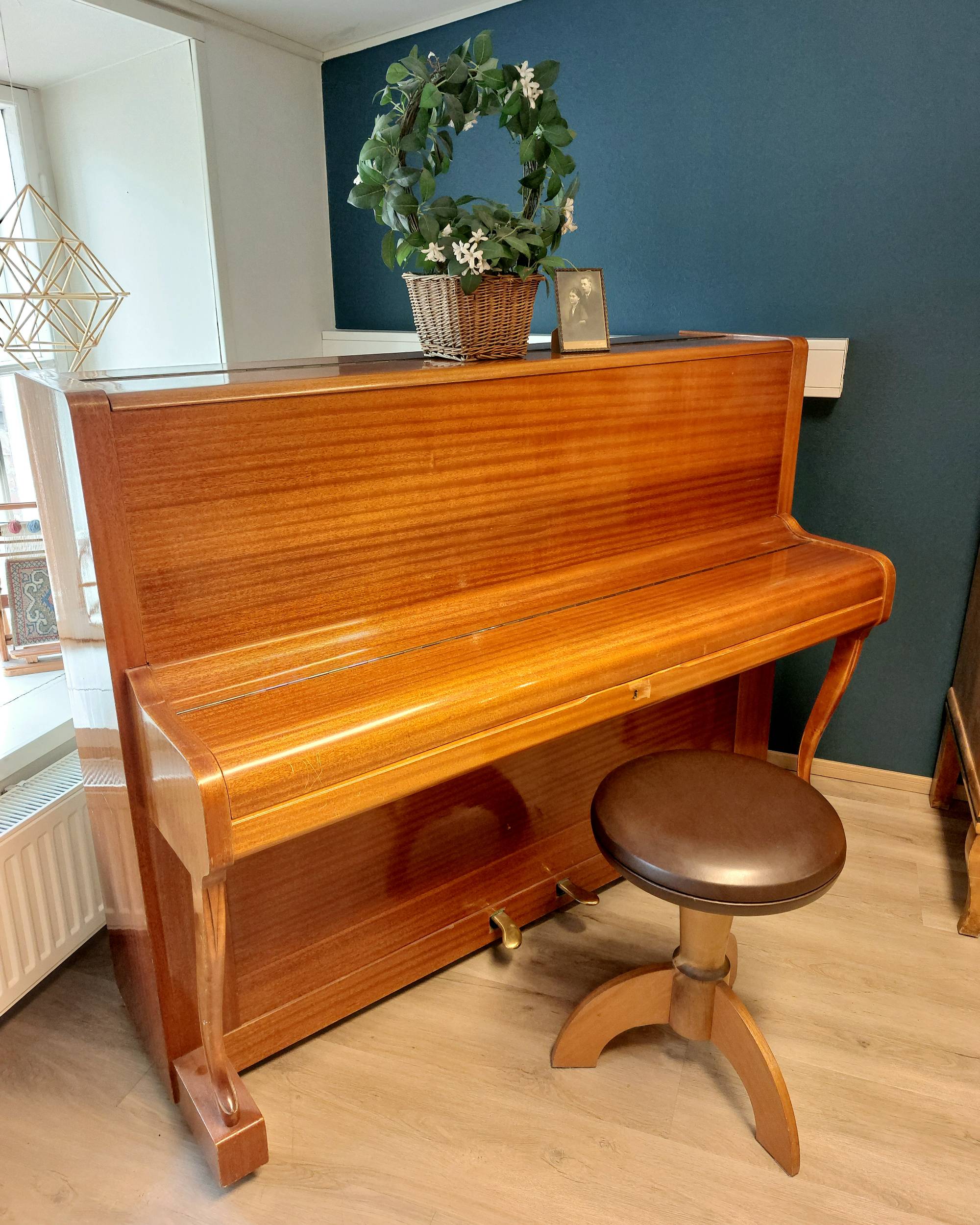 Taito Gallerian piano